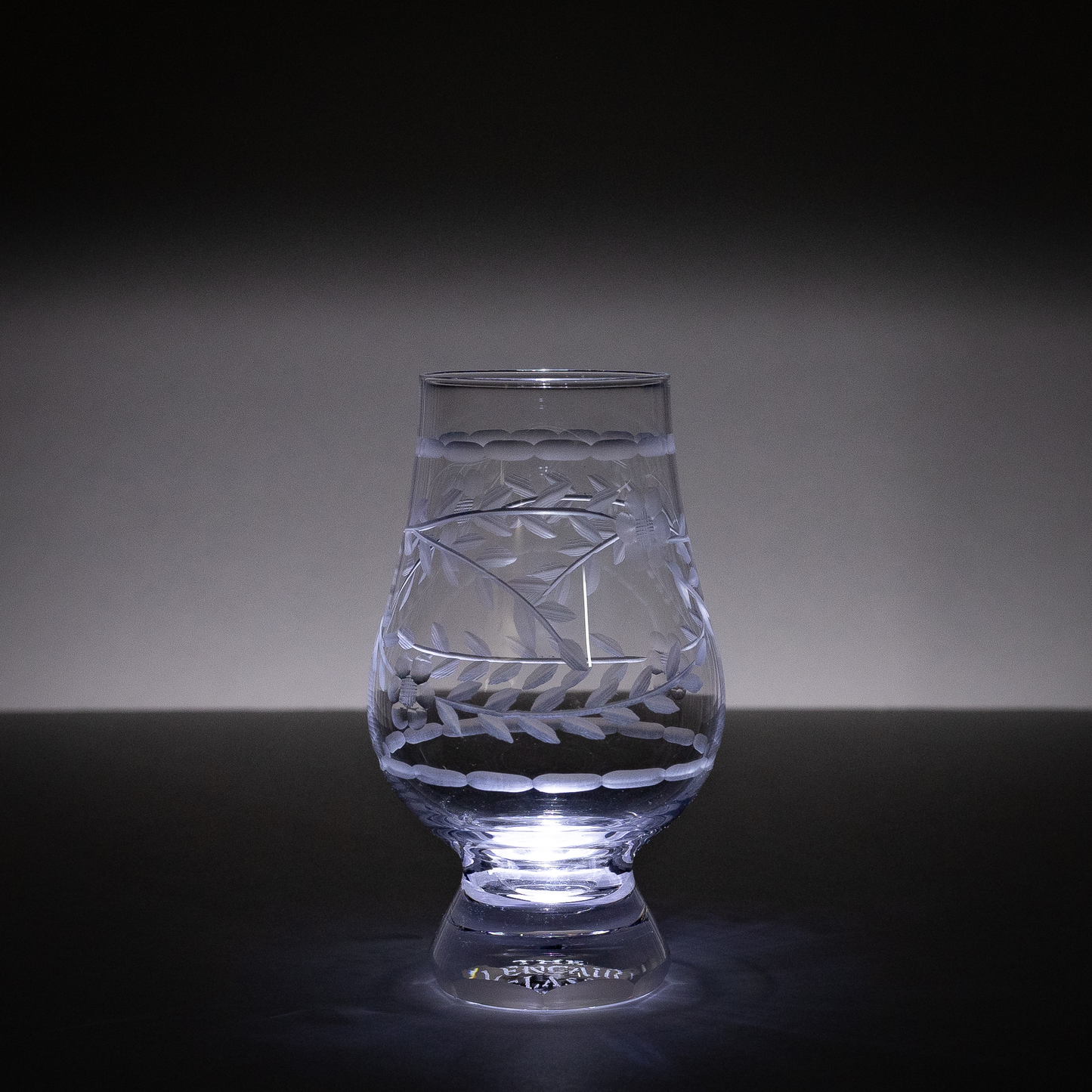 "Botanical Buzz" Glencairn glass
