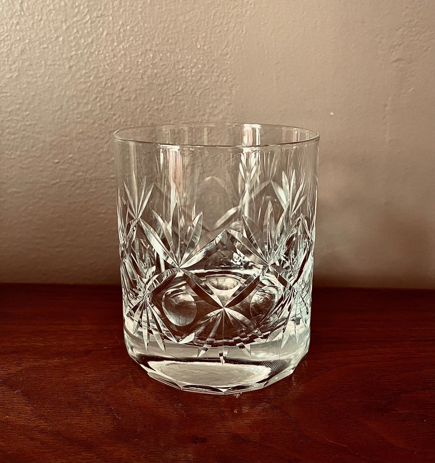 "Bar Keep" Traditional Cut Whisky Glass