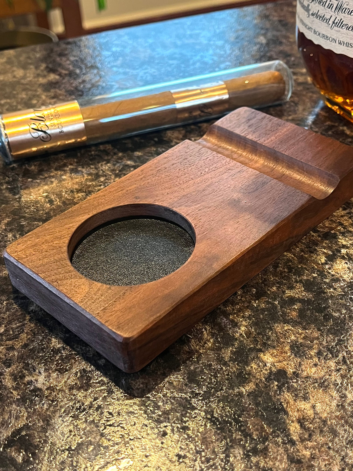 Cigar and Glencairn Flight